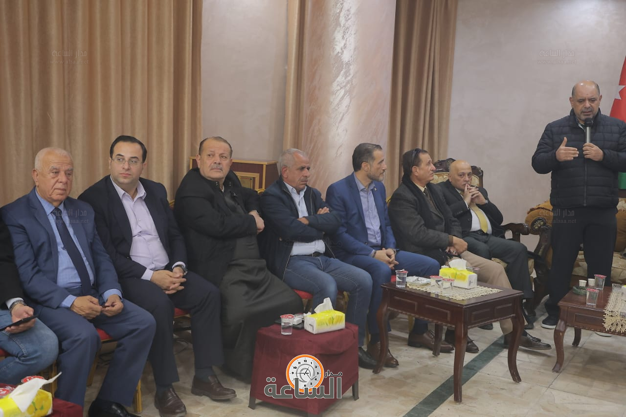 Madar Al-Saa Images 0.936402229714316