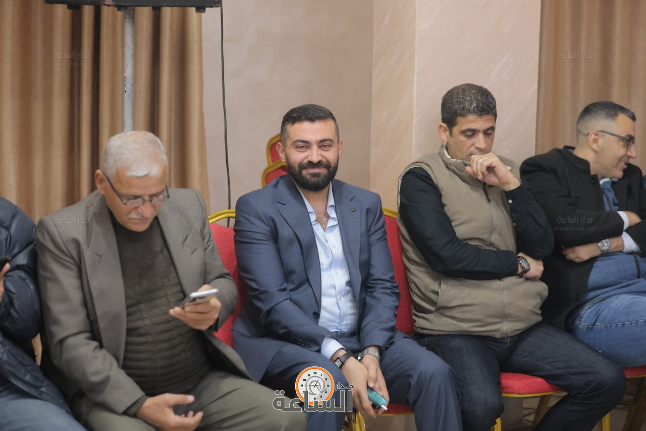 Madar Al-Saa Images 0.925710831003524