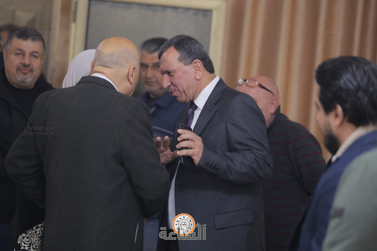 Madar Al-Saa Images 0.6097346415254086