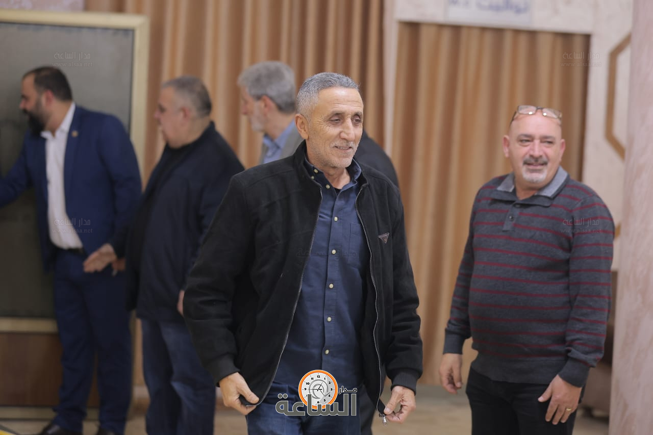 Madar Al-Saa Images 0.4648699812252528