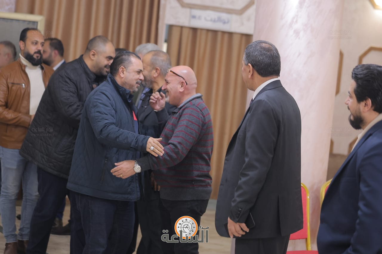 Madar Al-Saa Images 0.8251139947003399