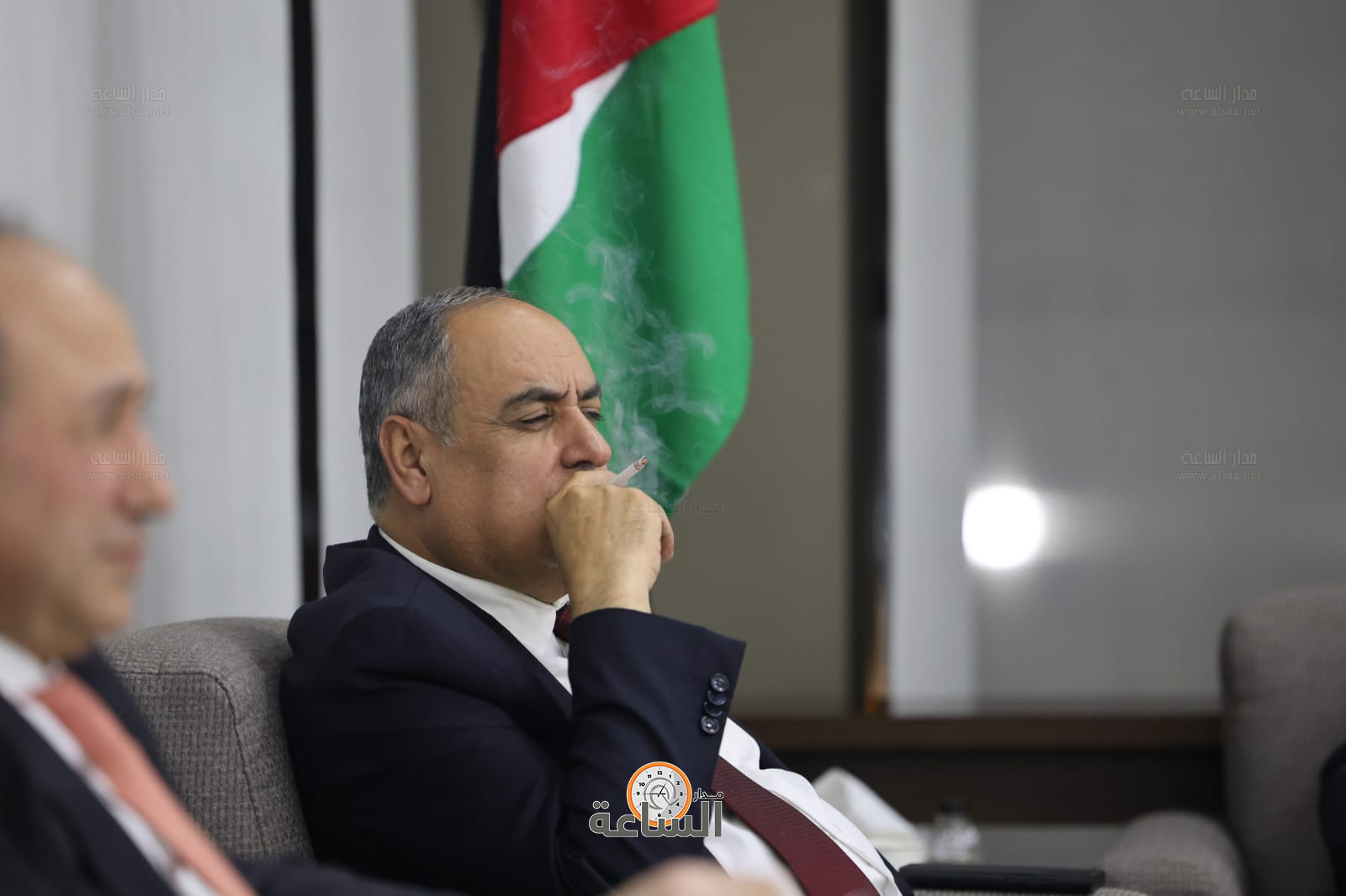 Madar Al-Saa Images 0.5222189086896396