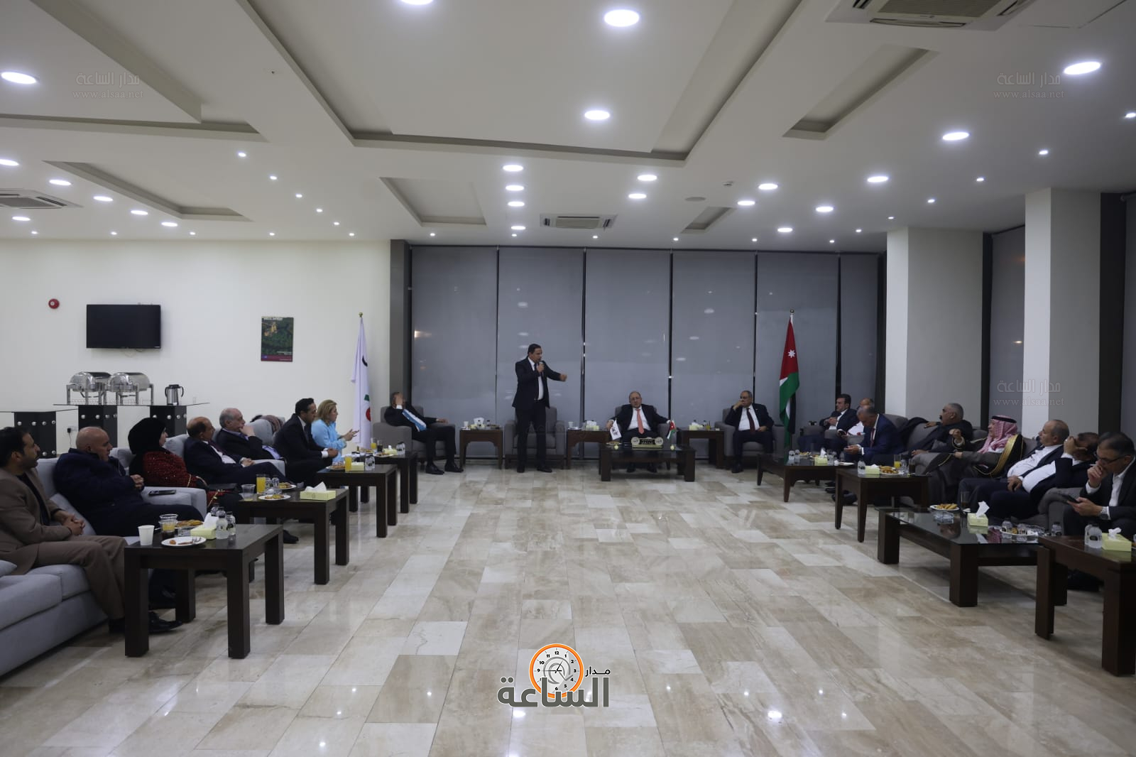 Madar Al-Saa Images 0.5187013395500675