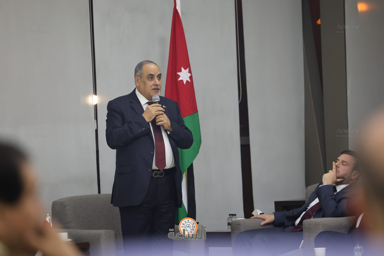 Madar Al-Saa Images 0.07099499801233944