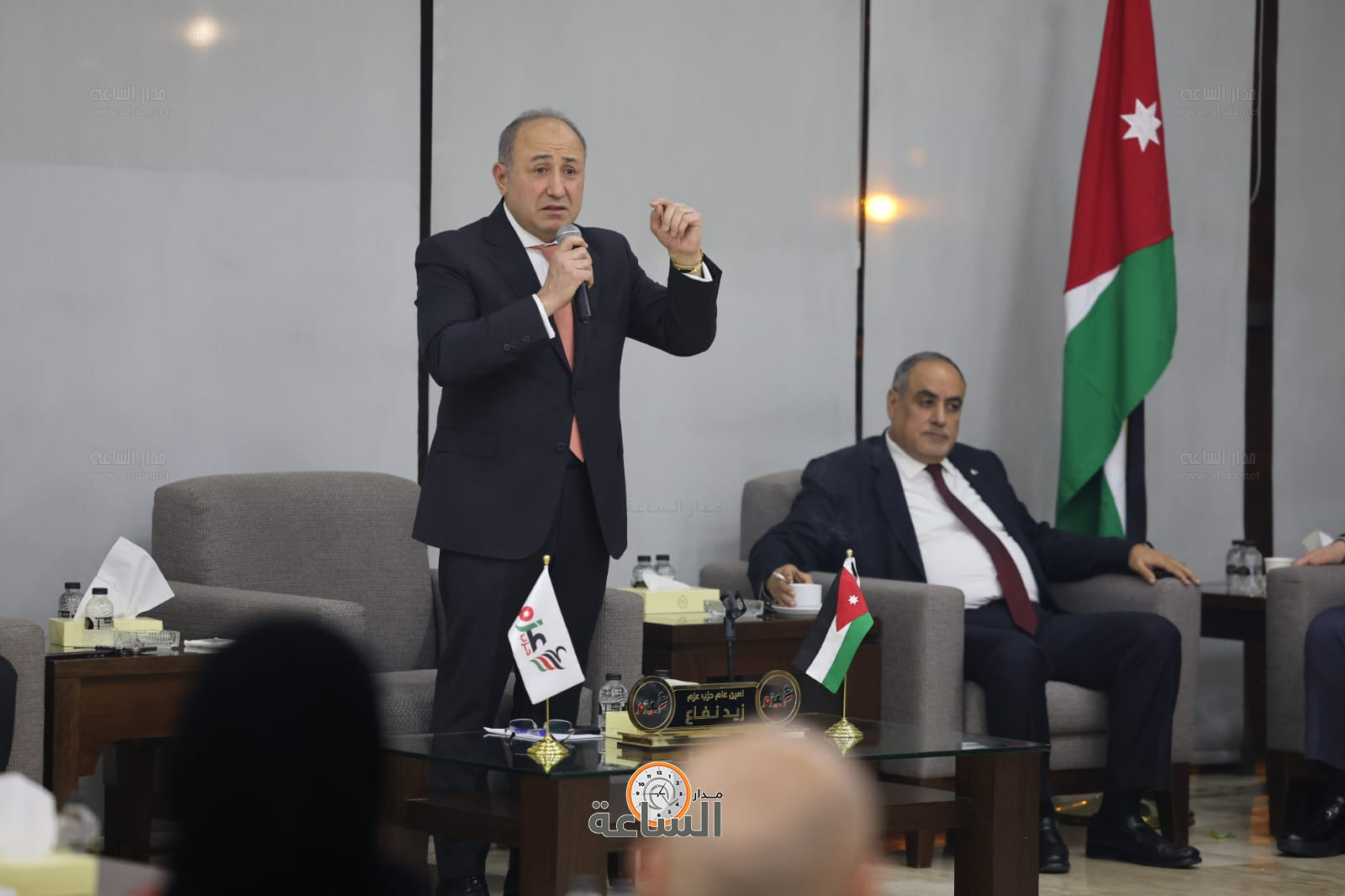 Madar Al-Saa Images 0.1680082430686094