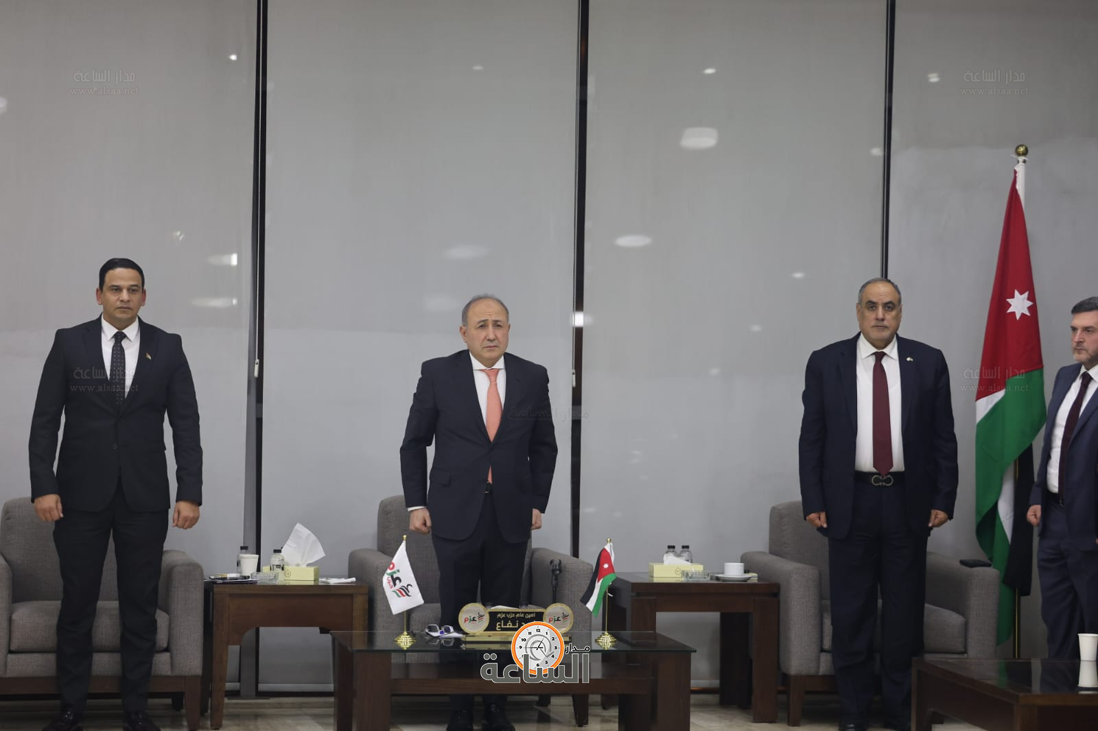 Madar Al-Saa Images 0.7870086843568935