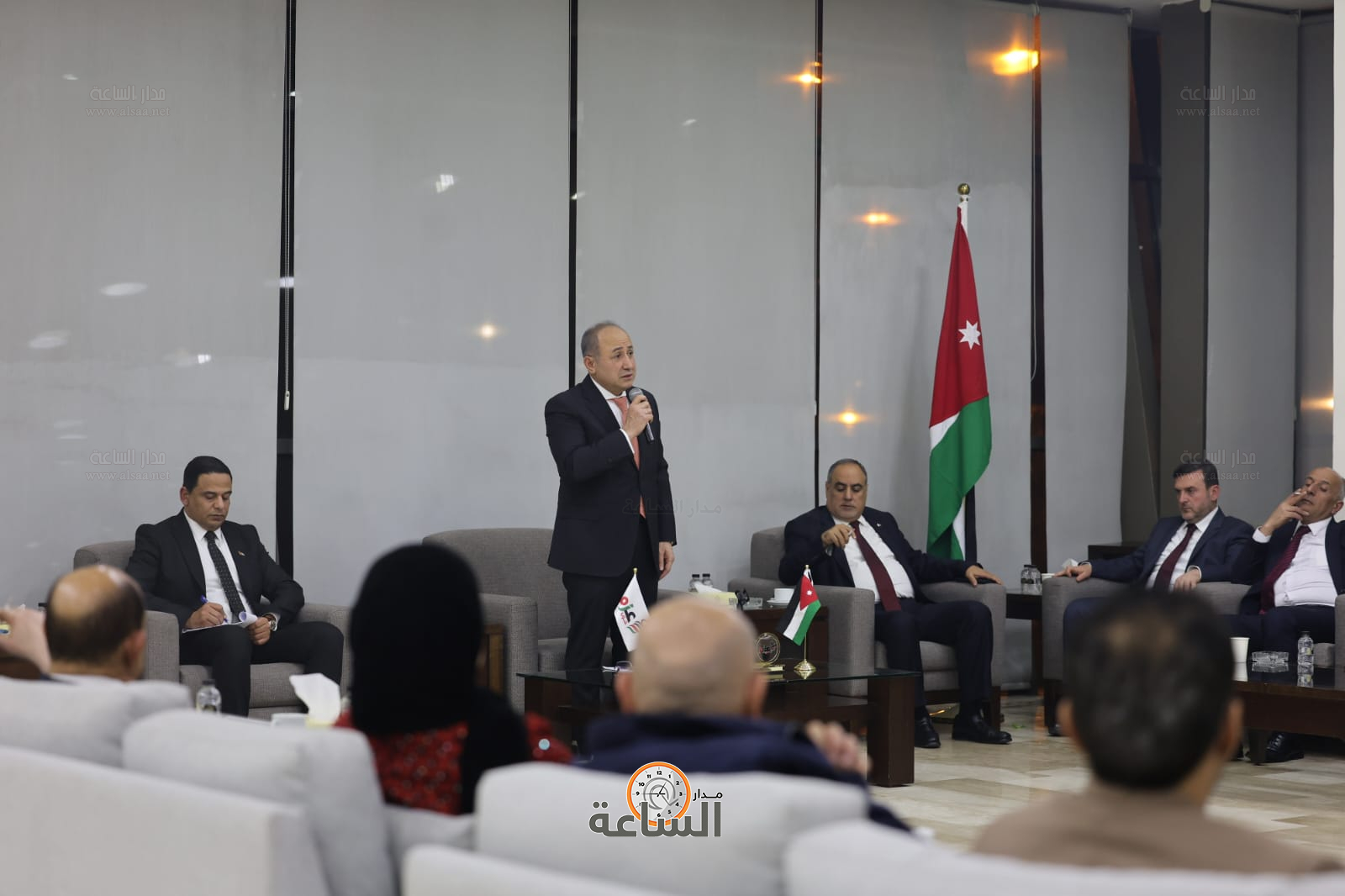 Madar Al-Saa Images 0.4444723415153935