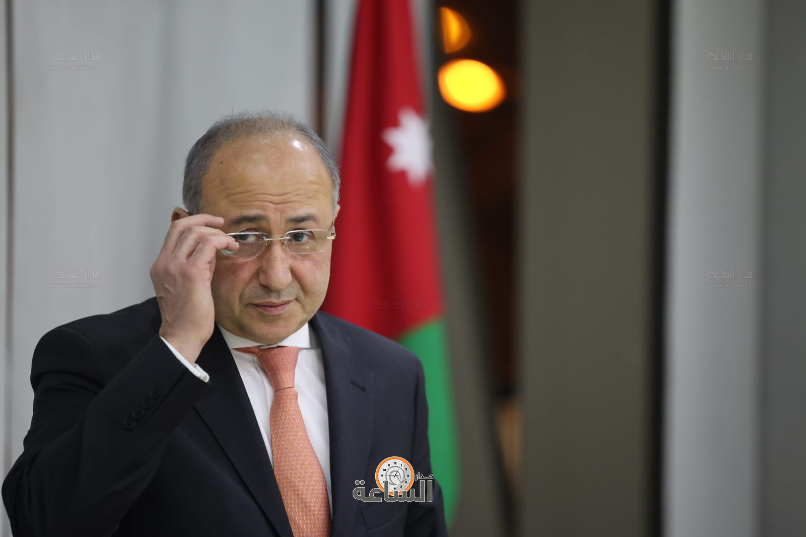 Madar Al-Saa Images 0.2385728655347481