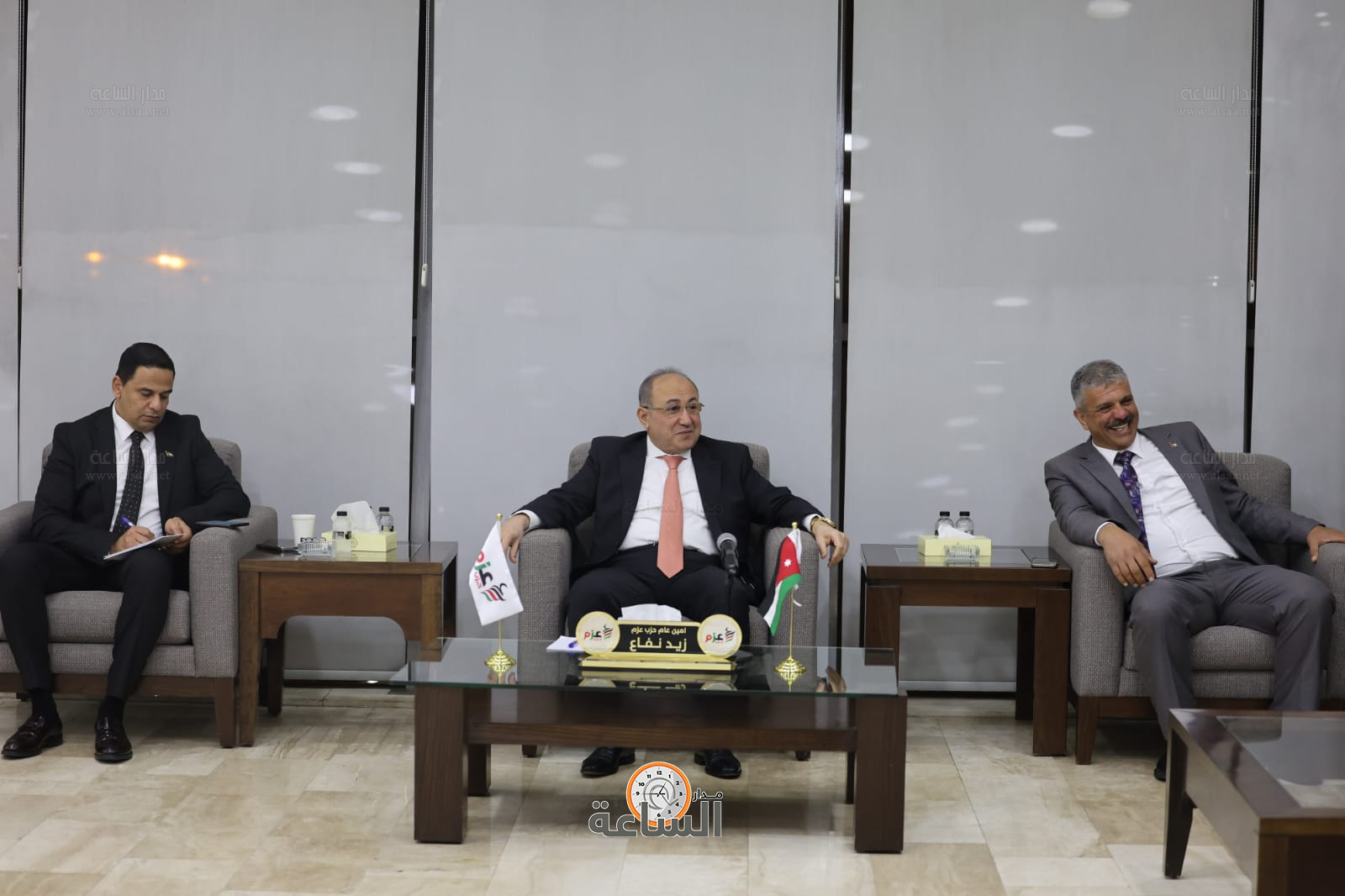 Madar Al-Saa Images 0.34056600523349356