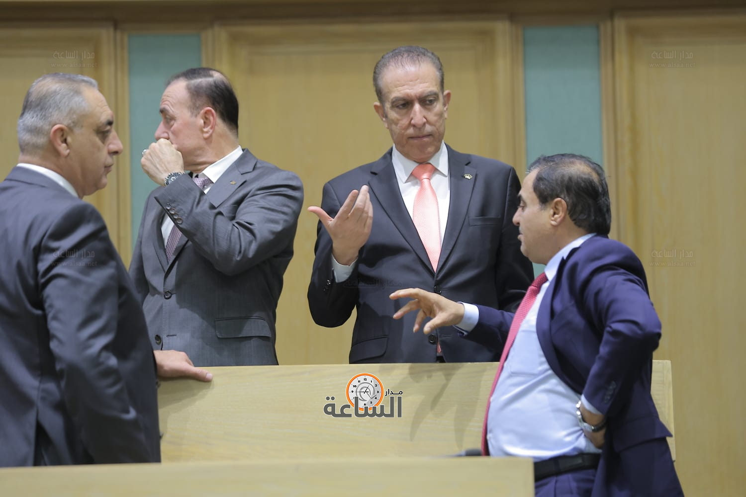 Madar Al-Saa Images 0.05922911616164761