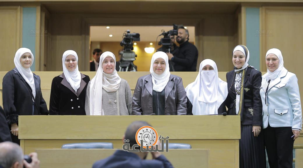 Madar Al-Saa Images 0.2597294237490322