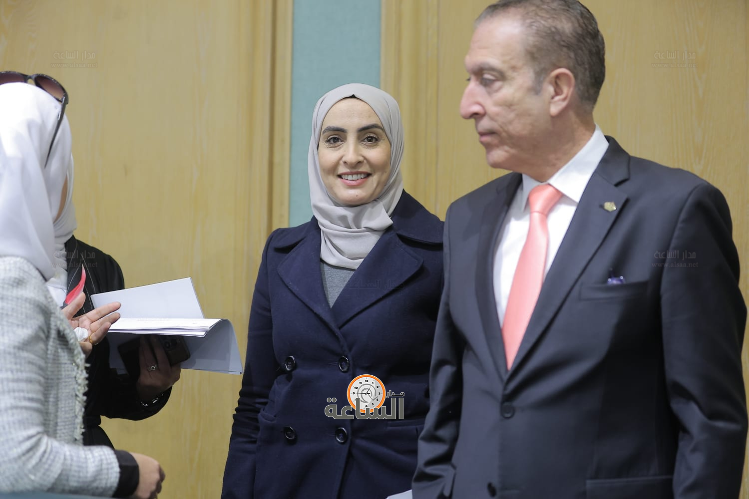 Madar Al-Saa Images 0.9827935216249224