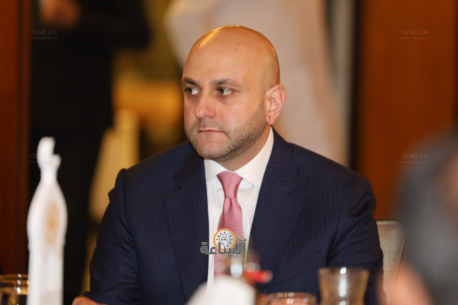 Madar Al-Saa Images 0.38756682276619414