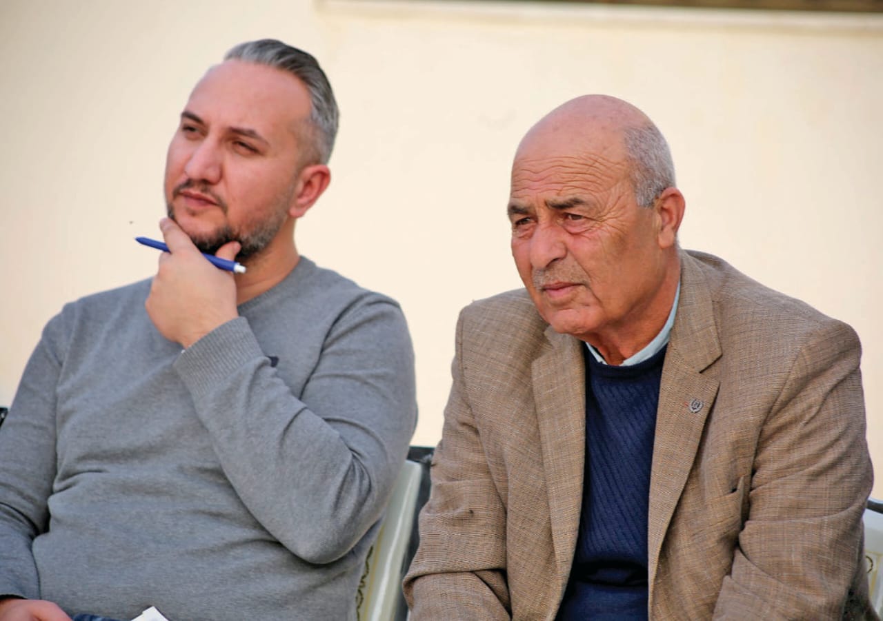 Madar Al-Saa Images 0.4409473672114299