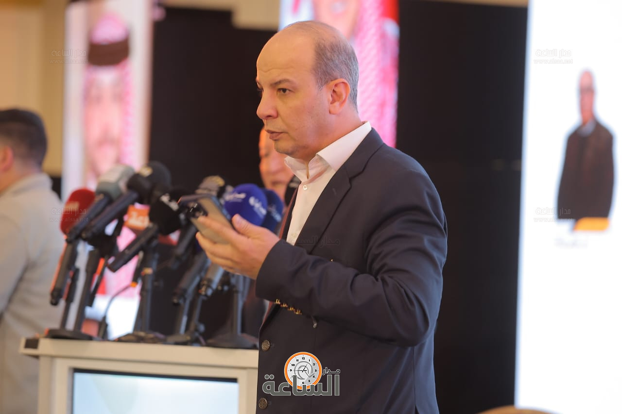 Madar Al-Saa Images 0.9152066286586751