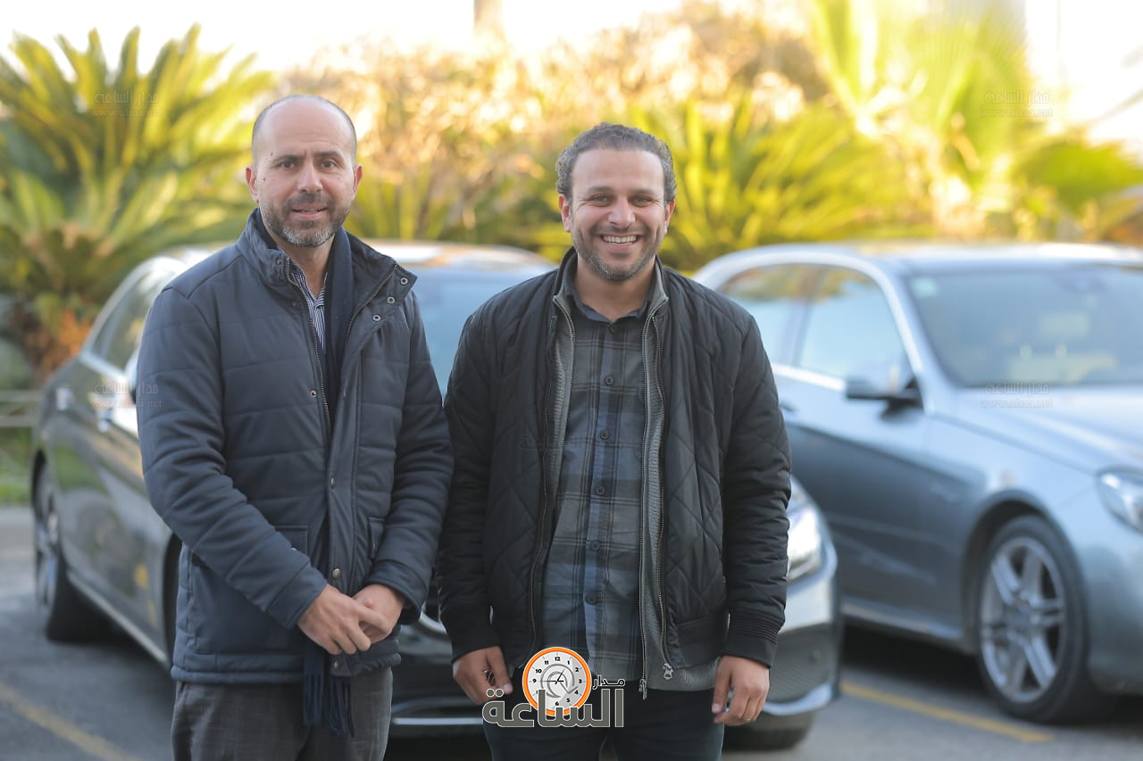 Madar Al-Saa Images 0.16013209835496411