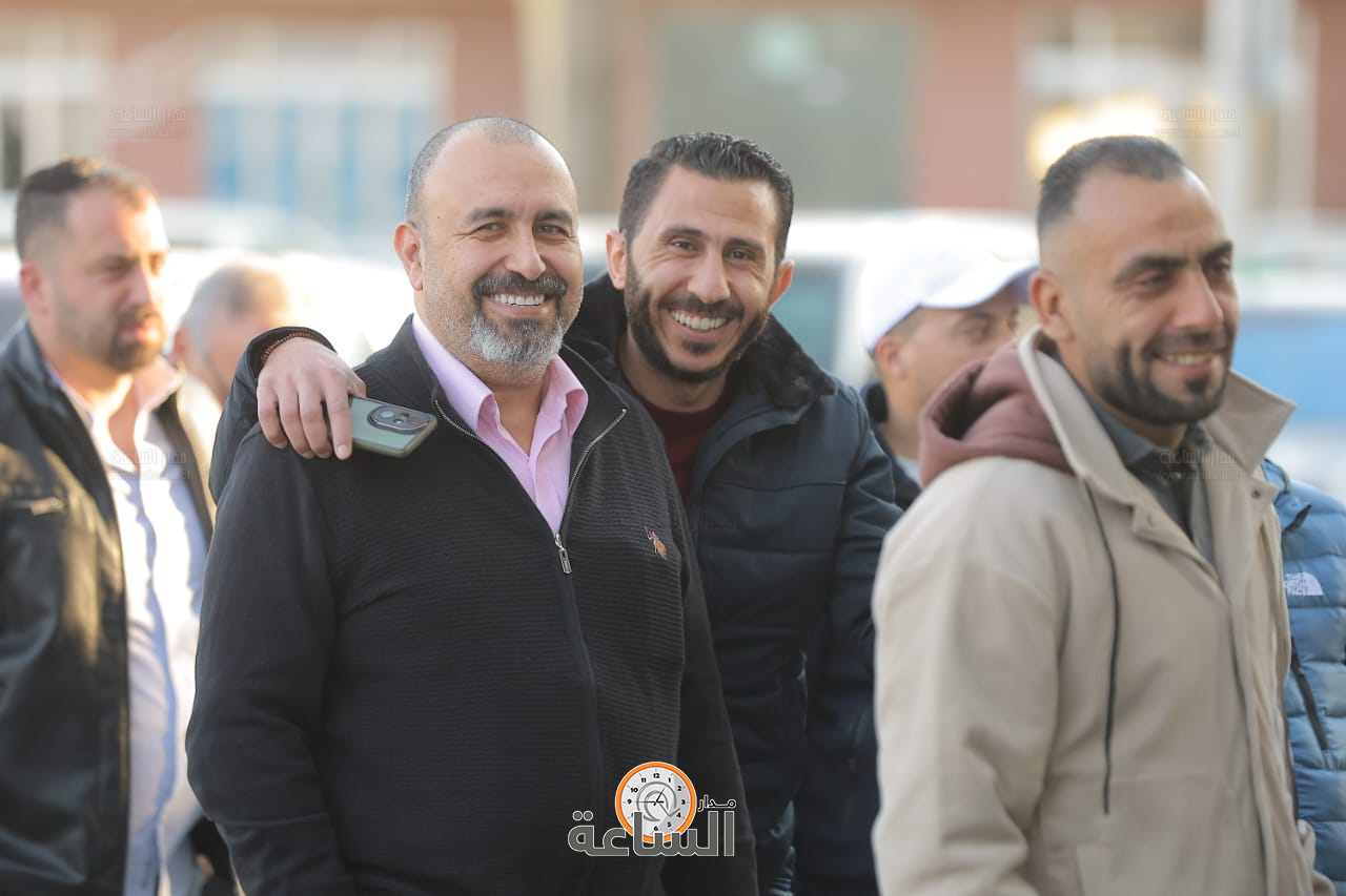 Madar Al-Saa Images 0.6104260320630537