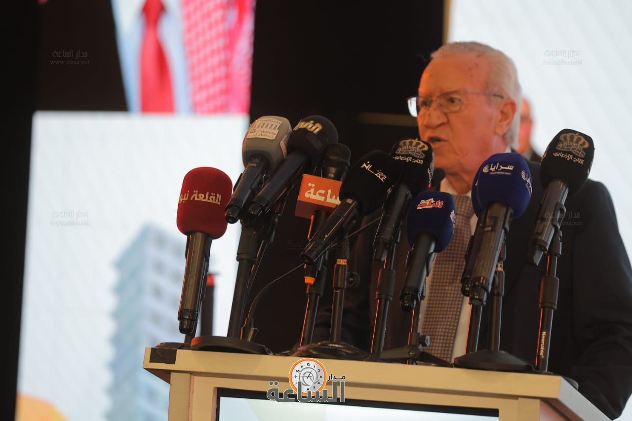 Madar Al-Saa Images 0.7269151187093188