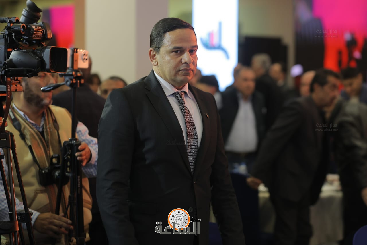 Madar Al-Saa Images 0.30025668340267275