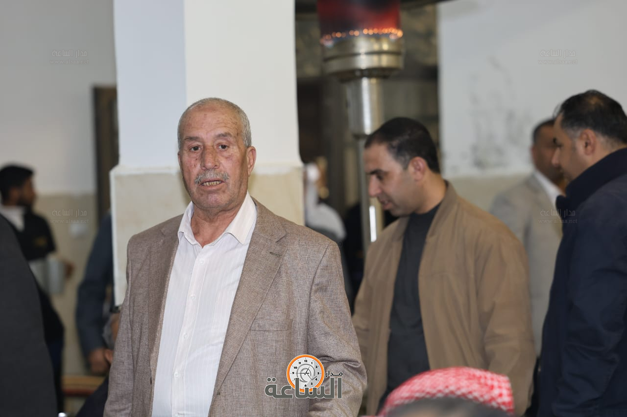 Madar Al-Saa Images 0.5128907541449206