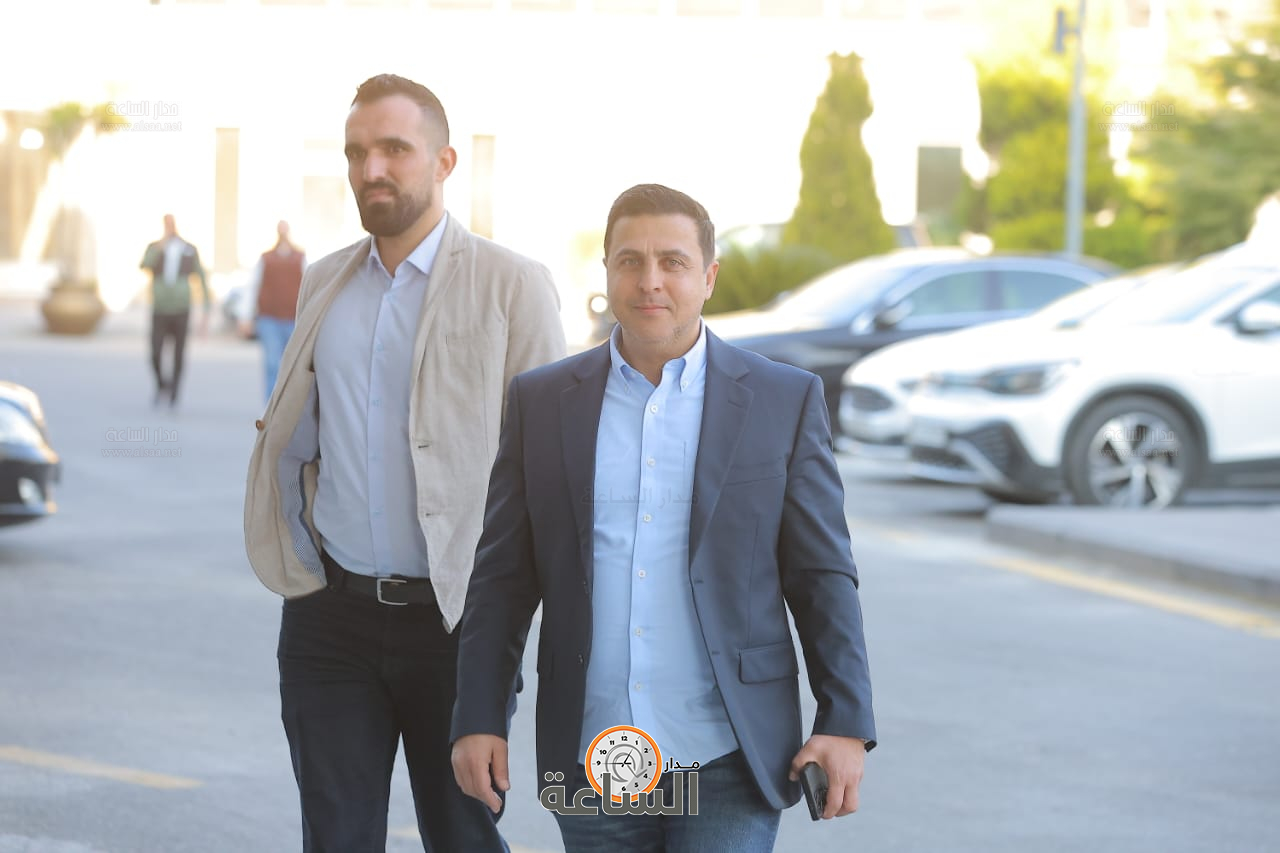 Madar Al-Saa Images 0.21669993113858843