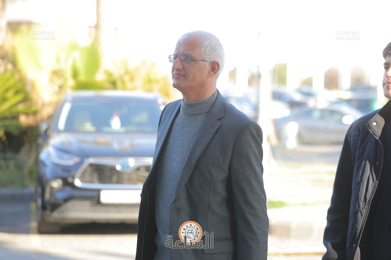 Madar Al-Saa Images 0.5401359681366527