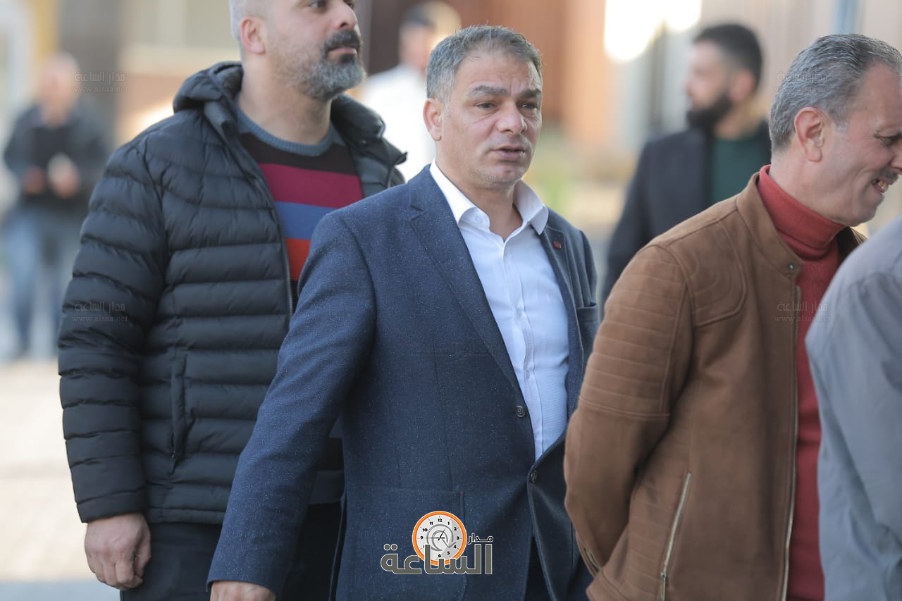 Madar Al-Saa Images 0.04301528211820149