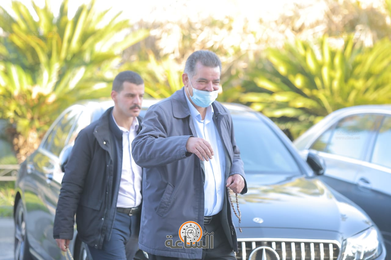 Madar Al-Saa Images 0.15499150572320497