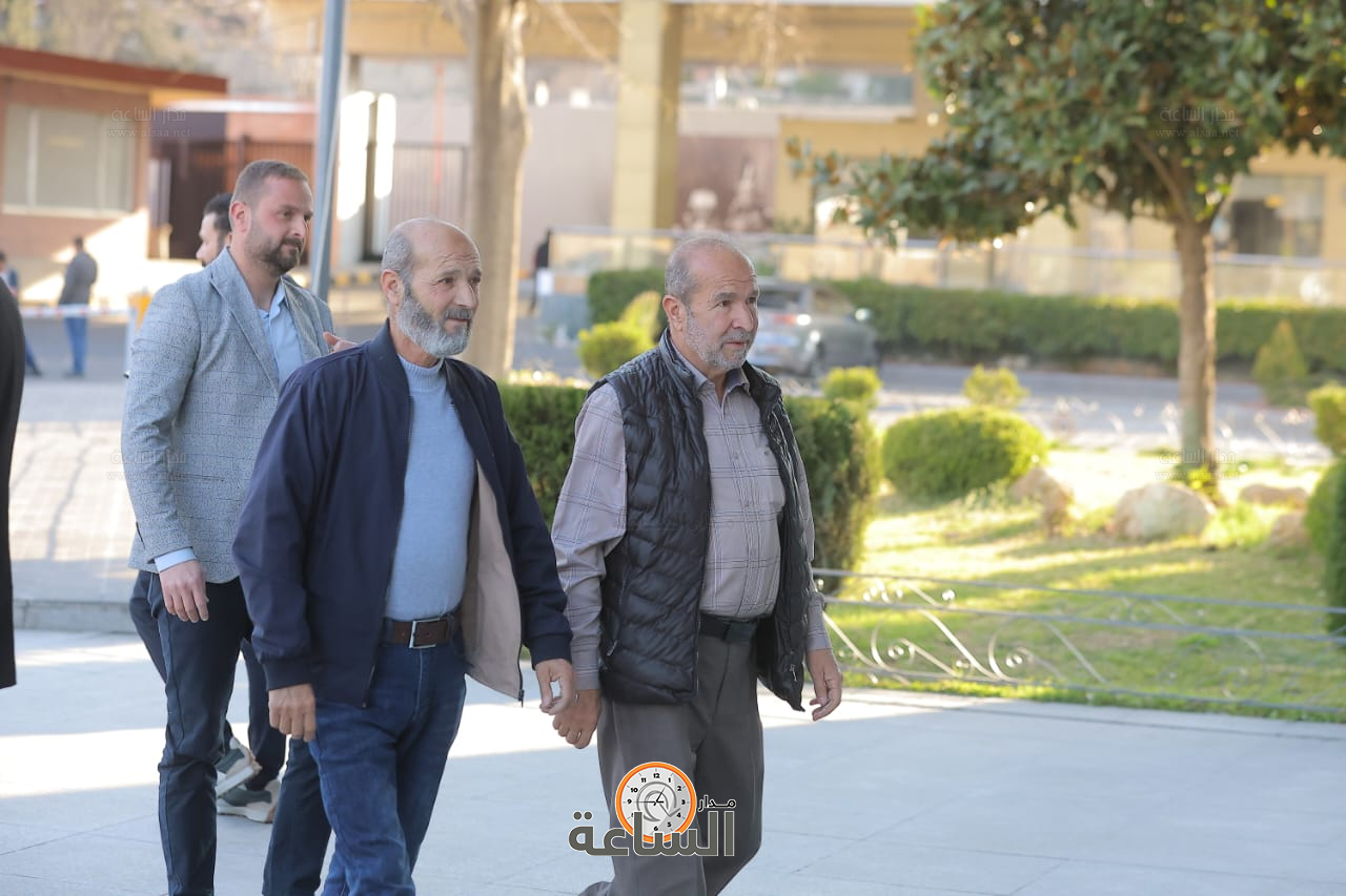 Madar Al-Saa Images 0.3202190106748768