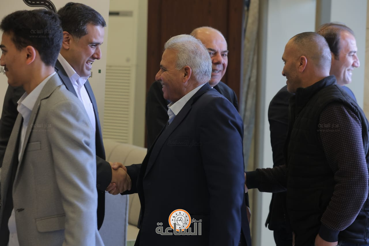 Madar Al-Saa Images 0.1403969597490491