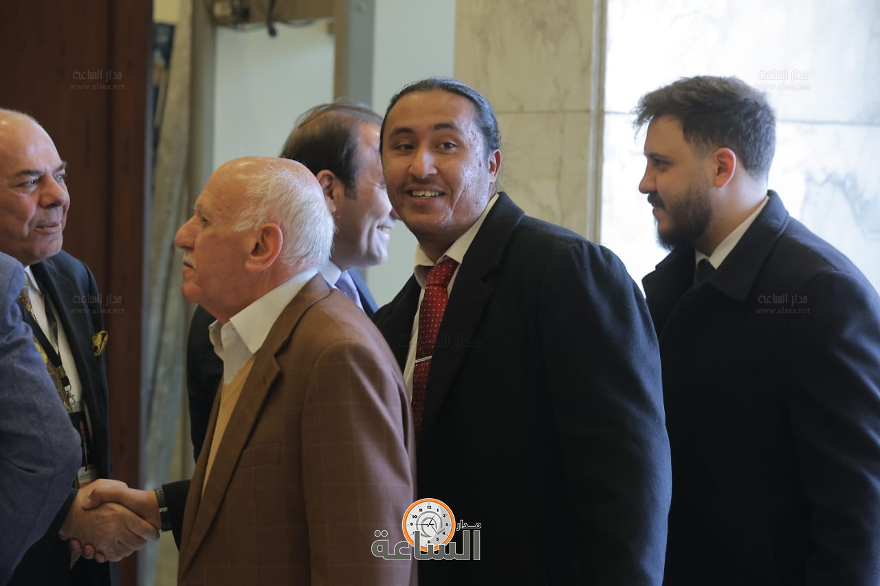 Madar Al-Saa Images 0.3587740486567692