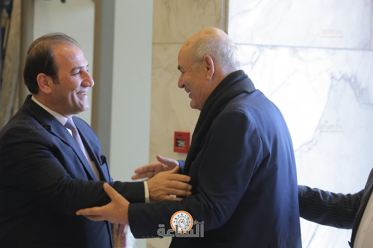 Madar Al-Saa Images 0.8284457213451601