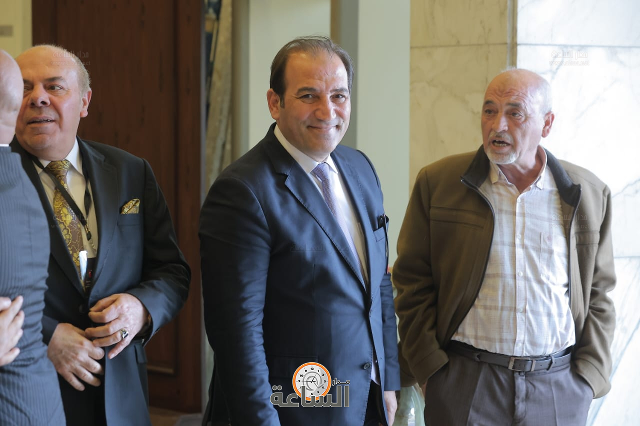 Madar Al-Saa Images 0.6983363211639924