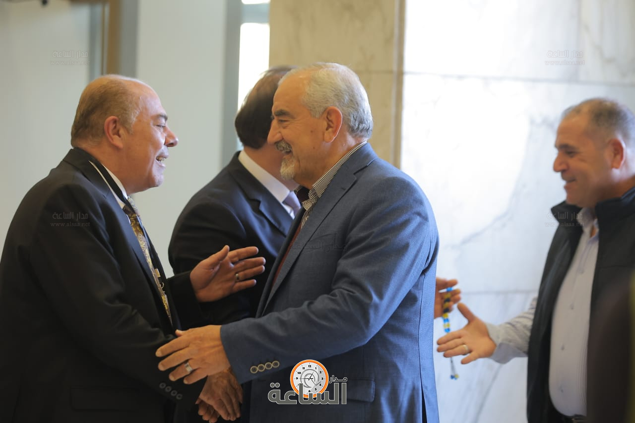 Madar Al-Saa Images 0.5640687743213315