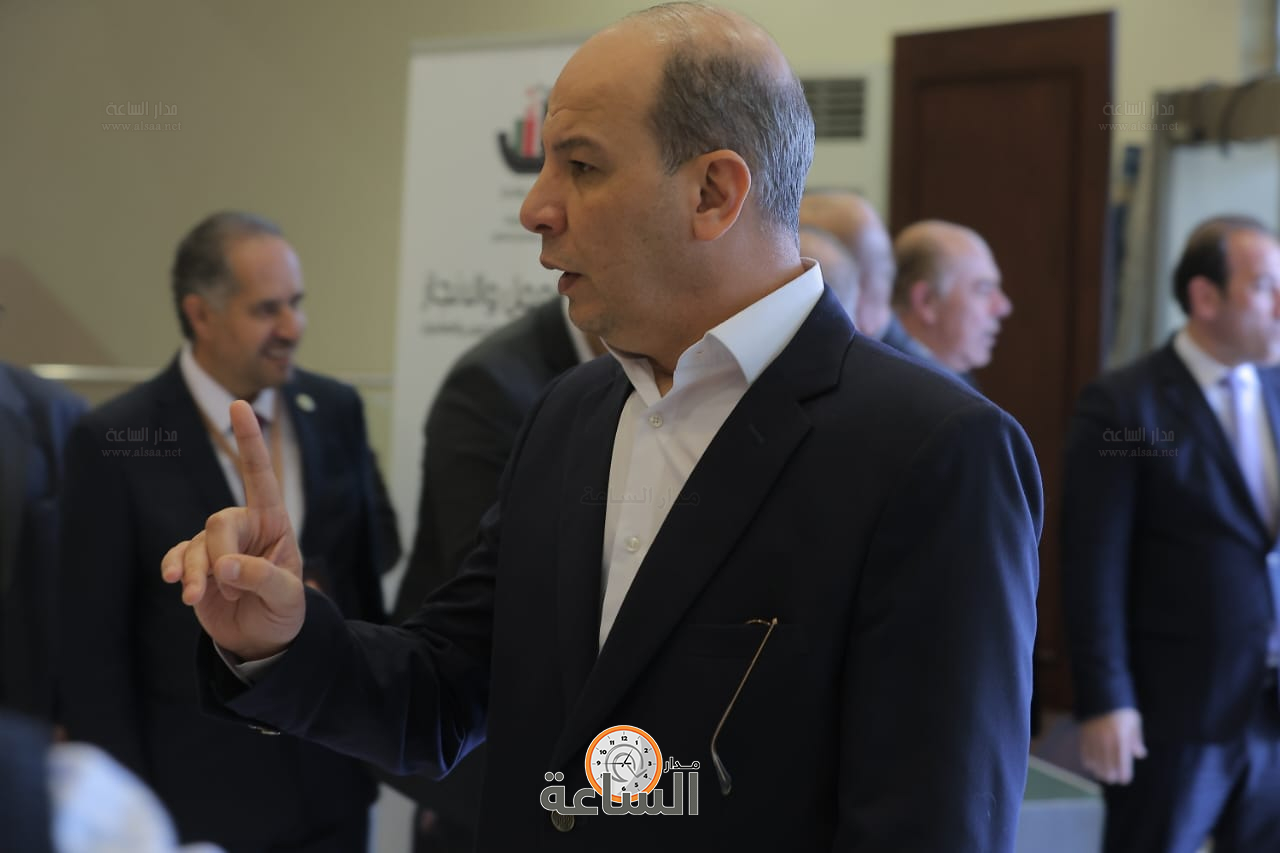 Madar Al-Saa Images 0.14524975496477888