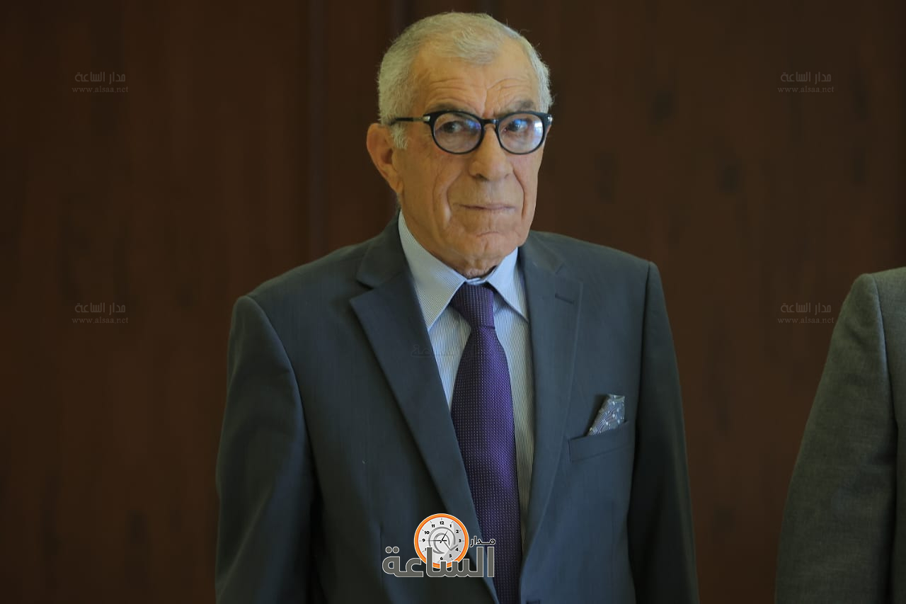 Madar Al-Saa Images 0.7613090197386188