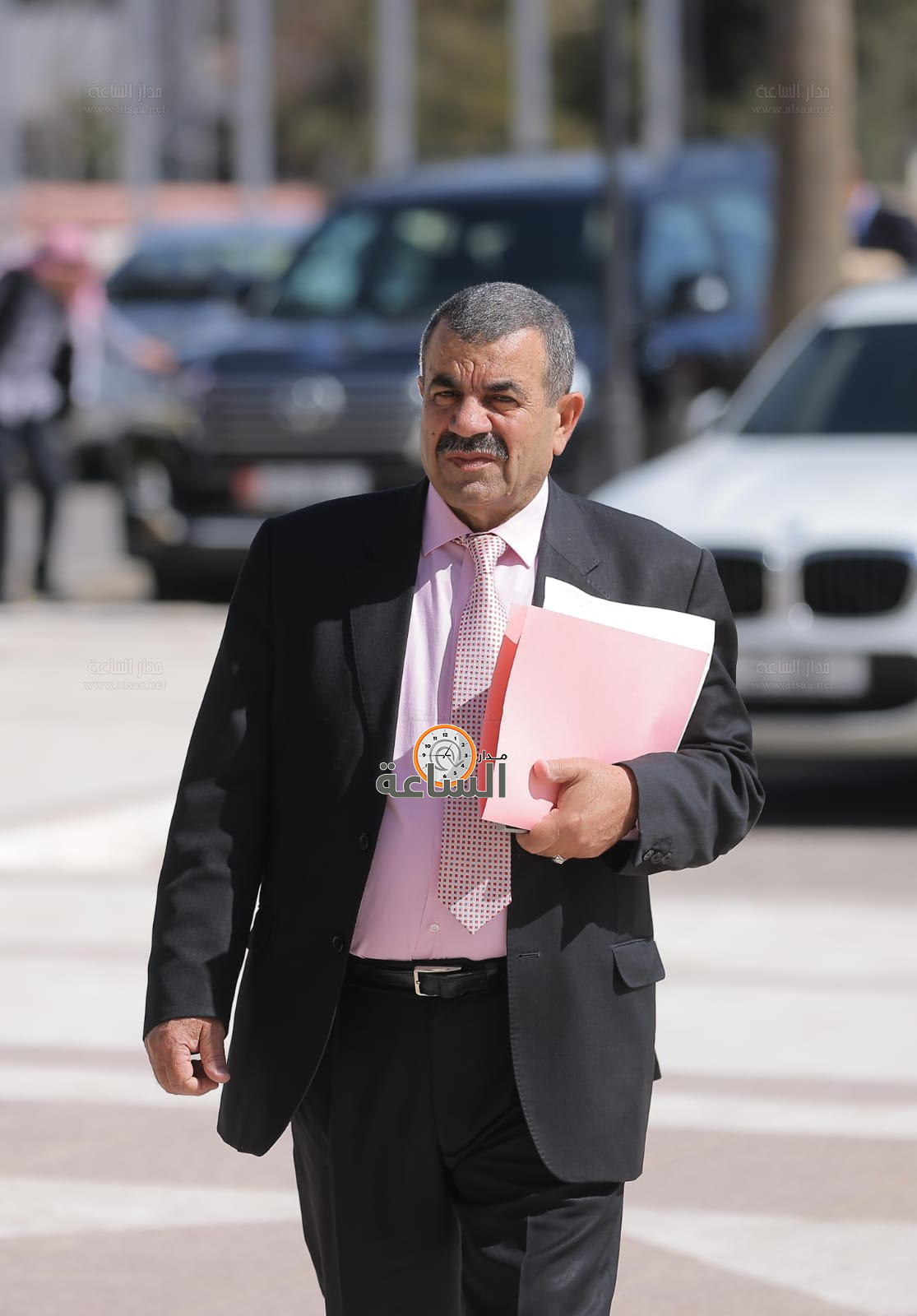 Madar Al-Saa Images 0.3254208824049589