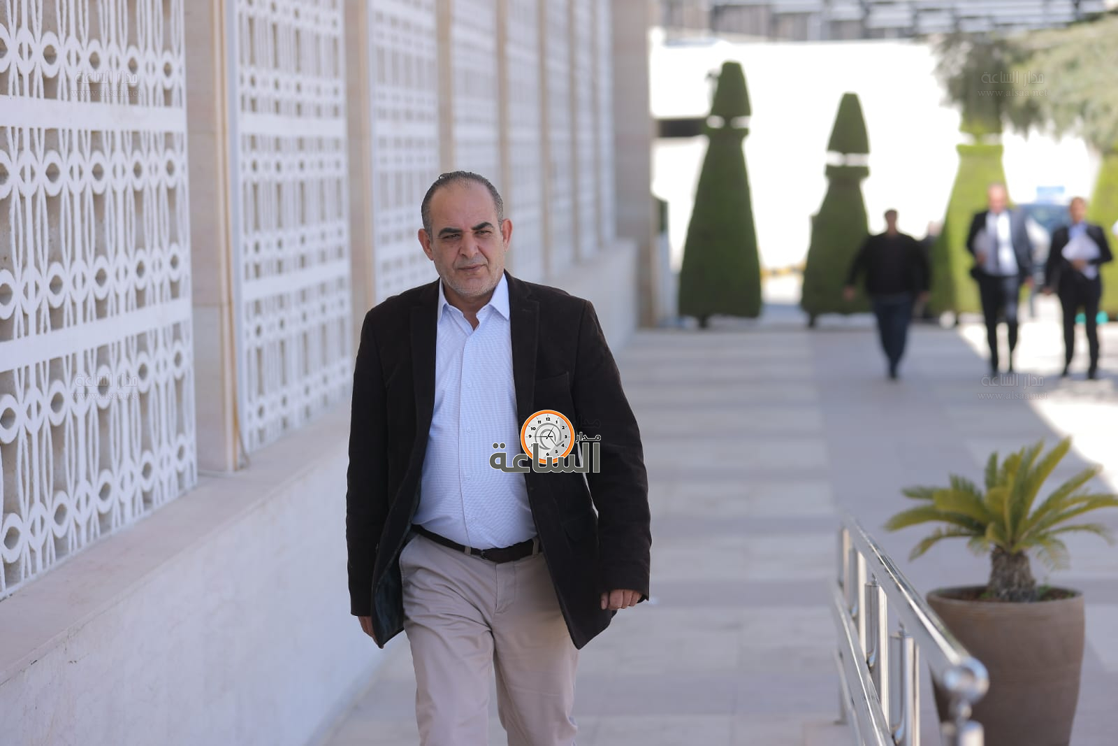 Madar Al-Saa Images 0.34764003633799634