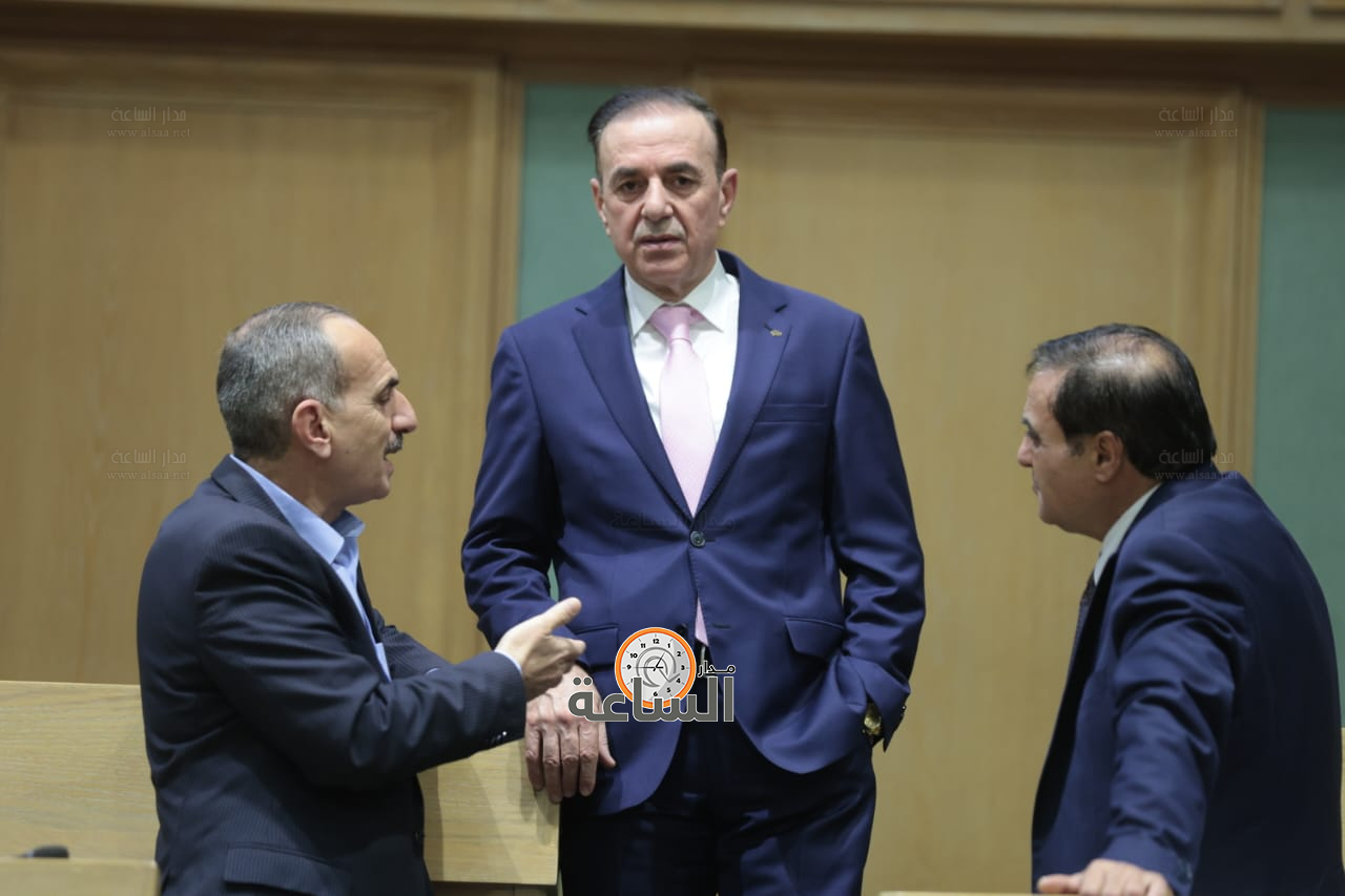 Madar Al-Saa Images 0.06995947778356904