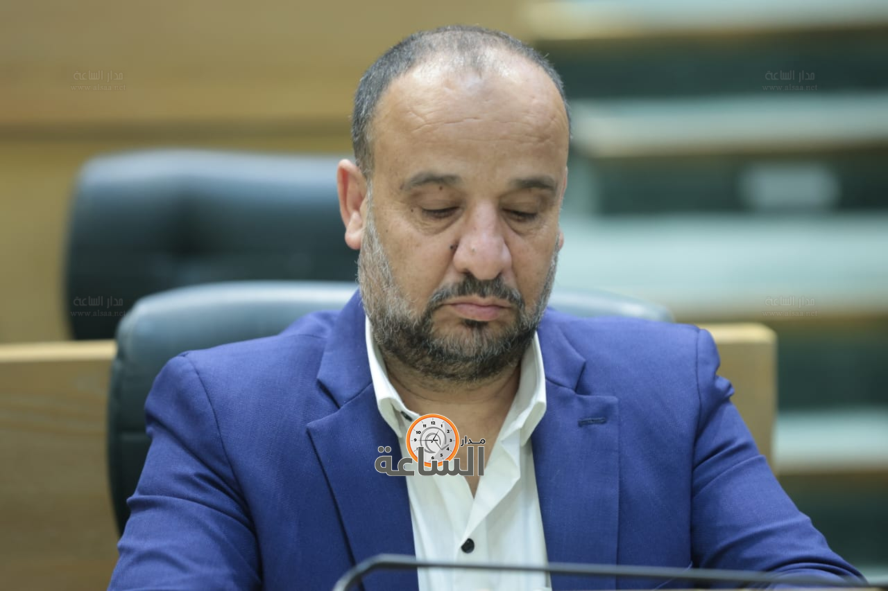 Madar Al-Saa Images 0.18373476234625286