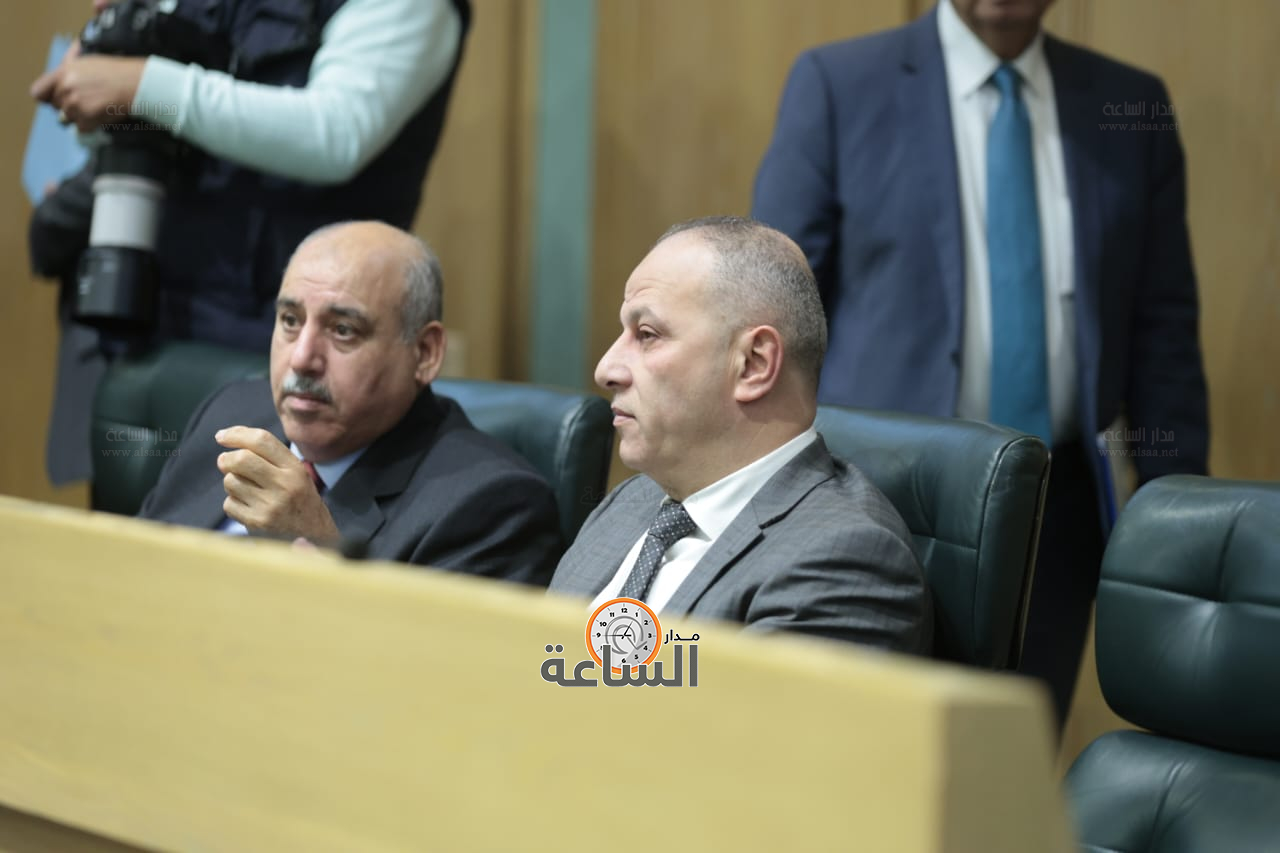 Madar Al-Saa Images 0.8055580593446285