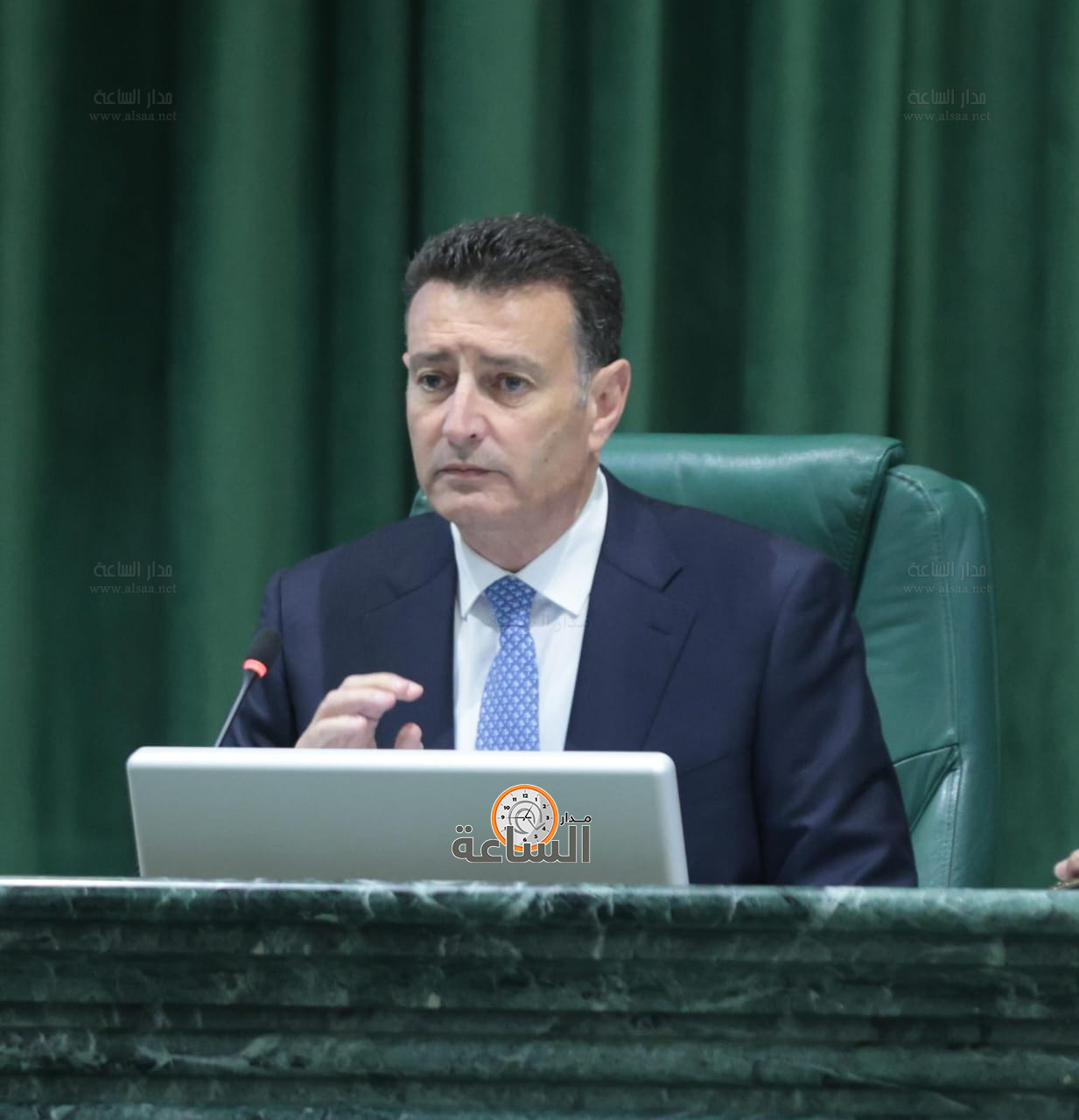 Madar Al-Saa Images 0.9231772965296903