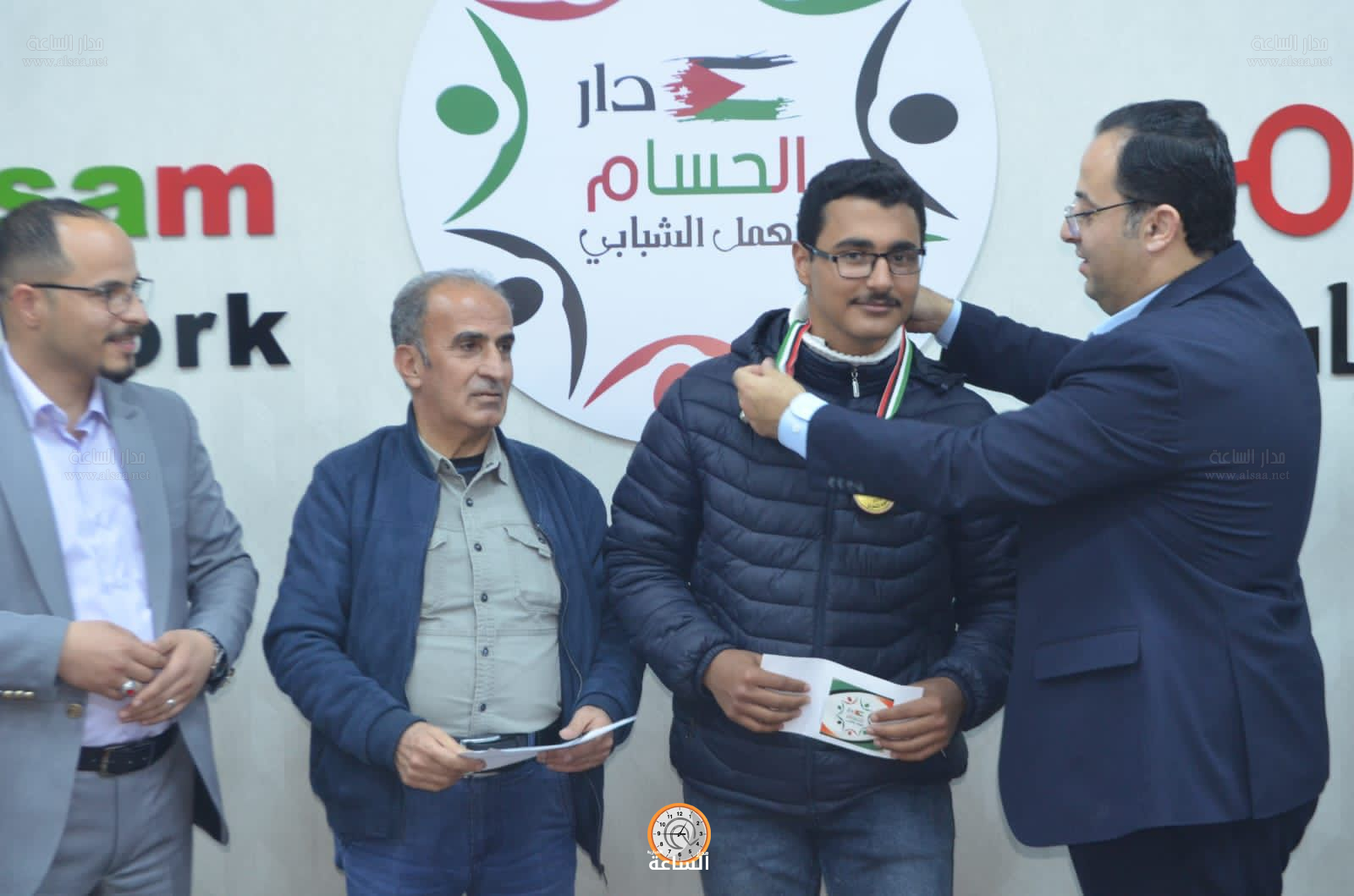 Madar Al-Saa Images 0.8700351790199055