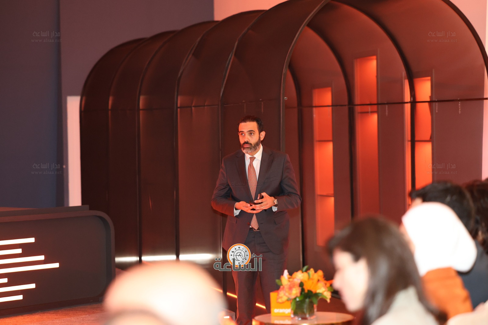 Madar Al-Saa Images 0.5177342473570932