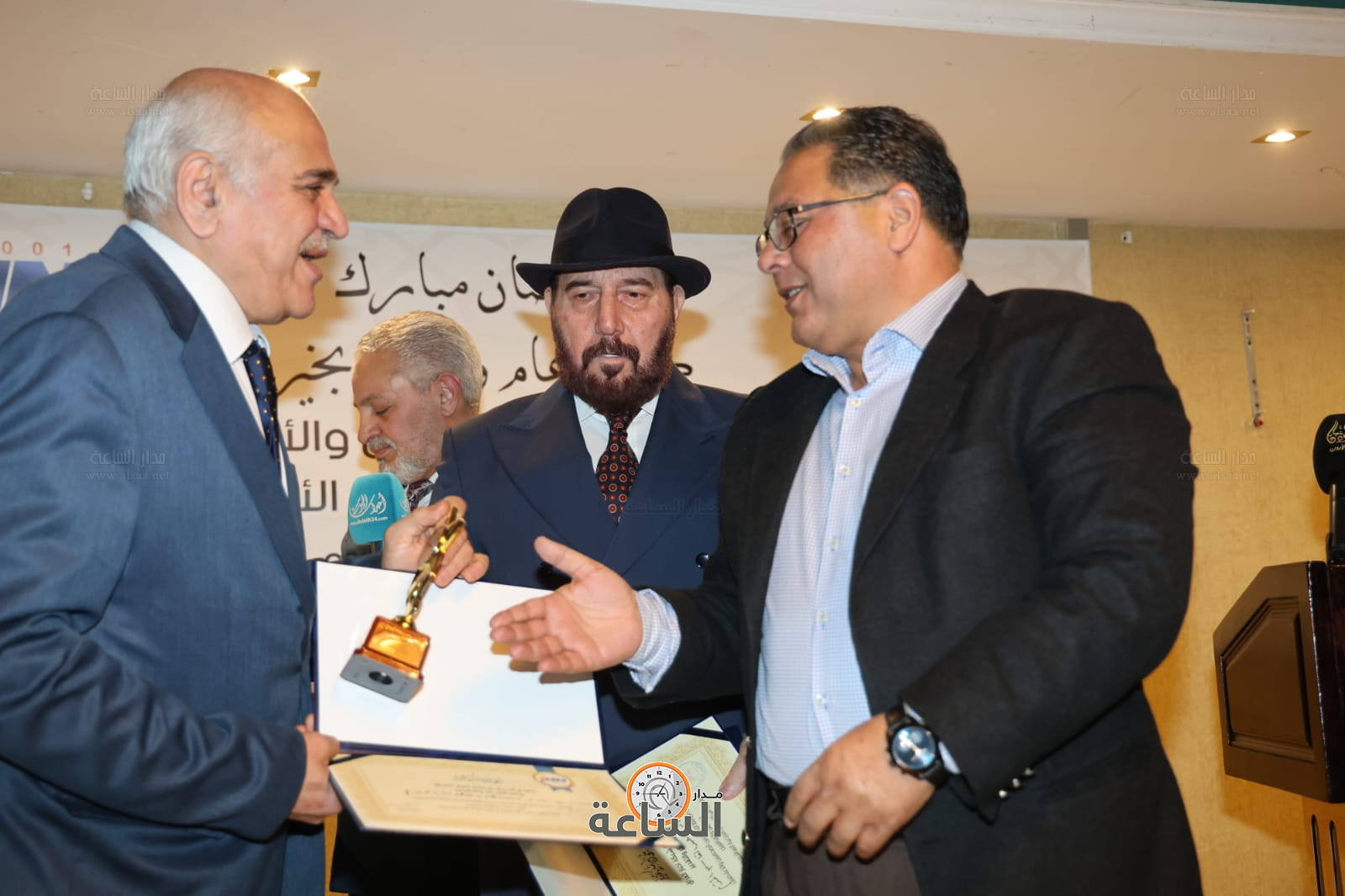 Madar Al-Saa Images 0.7703469086843096