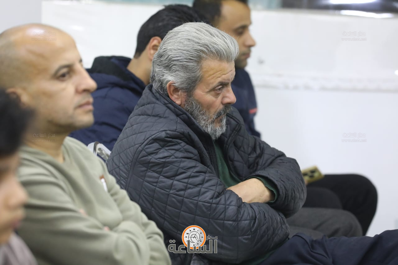 Madar Al-Saa Images 0.5181873436419073