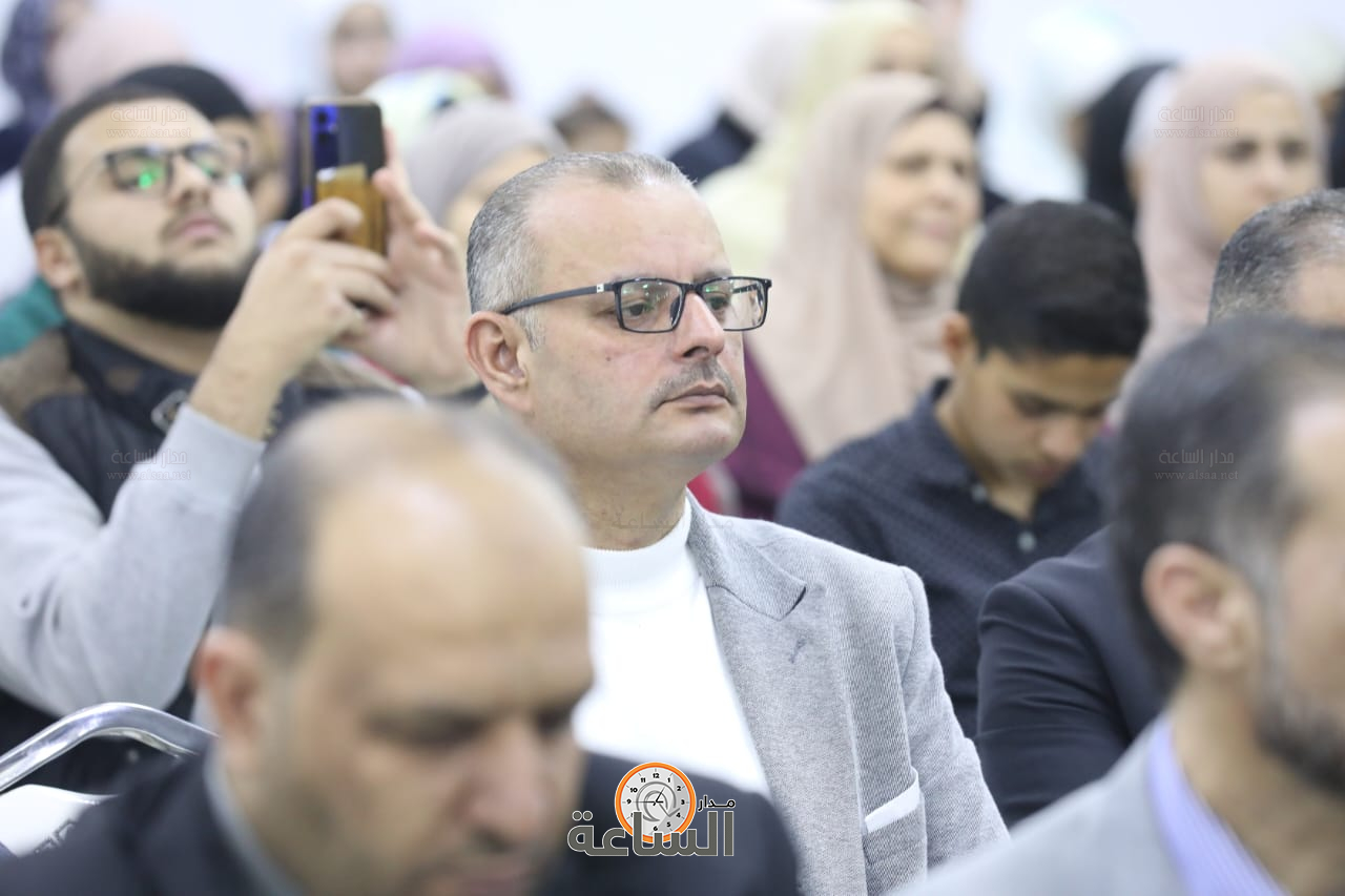 Madar Al-Saa Images 0.11875260885483185