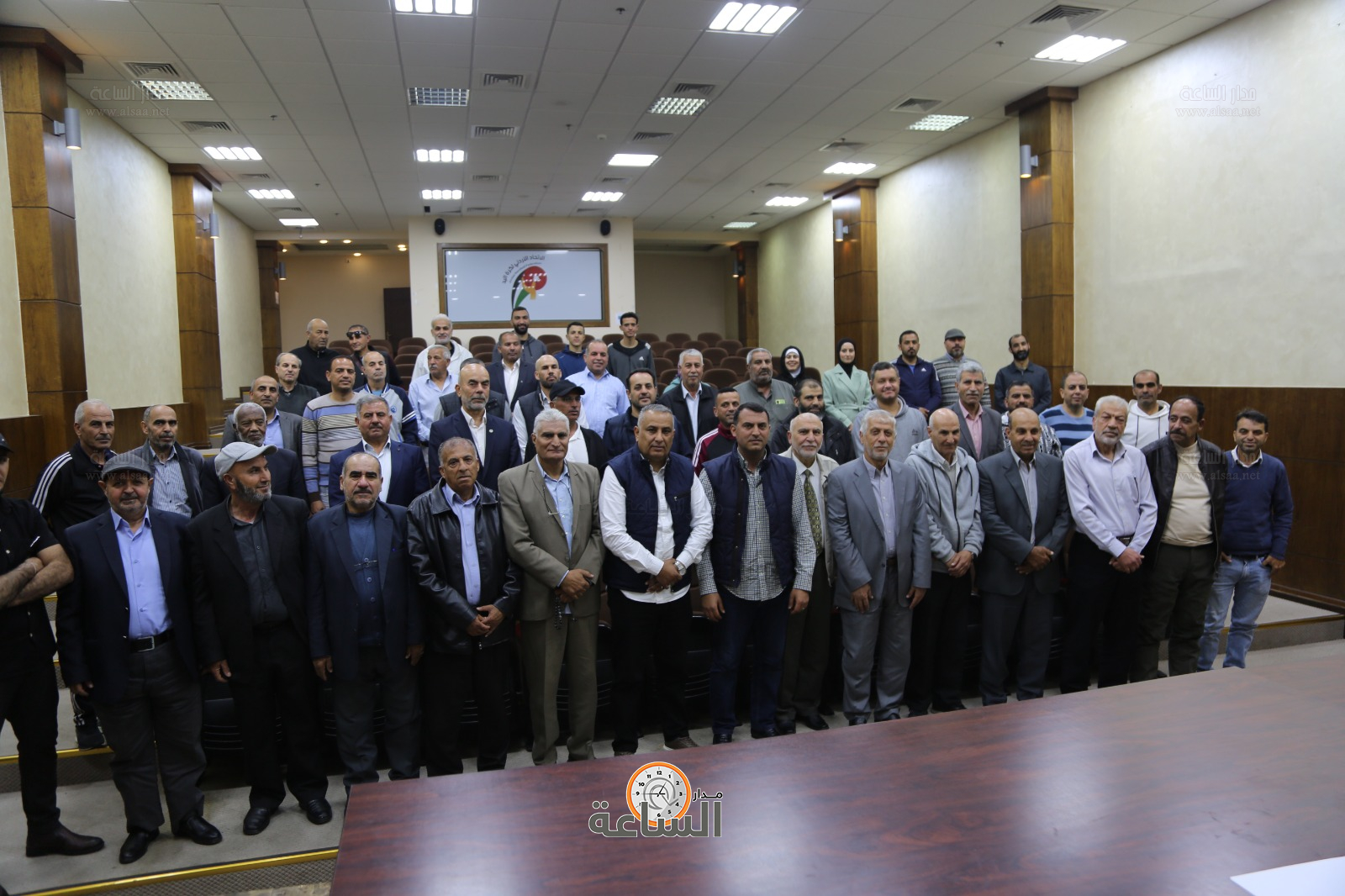 Madar Al-Saa Images 0.7810346282162557