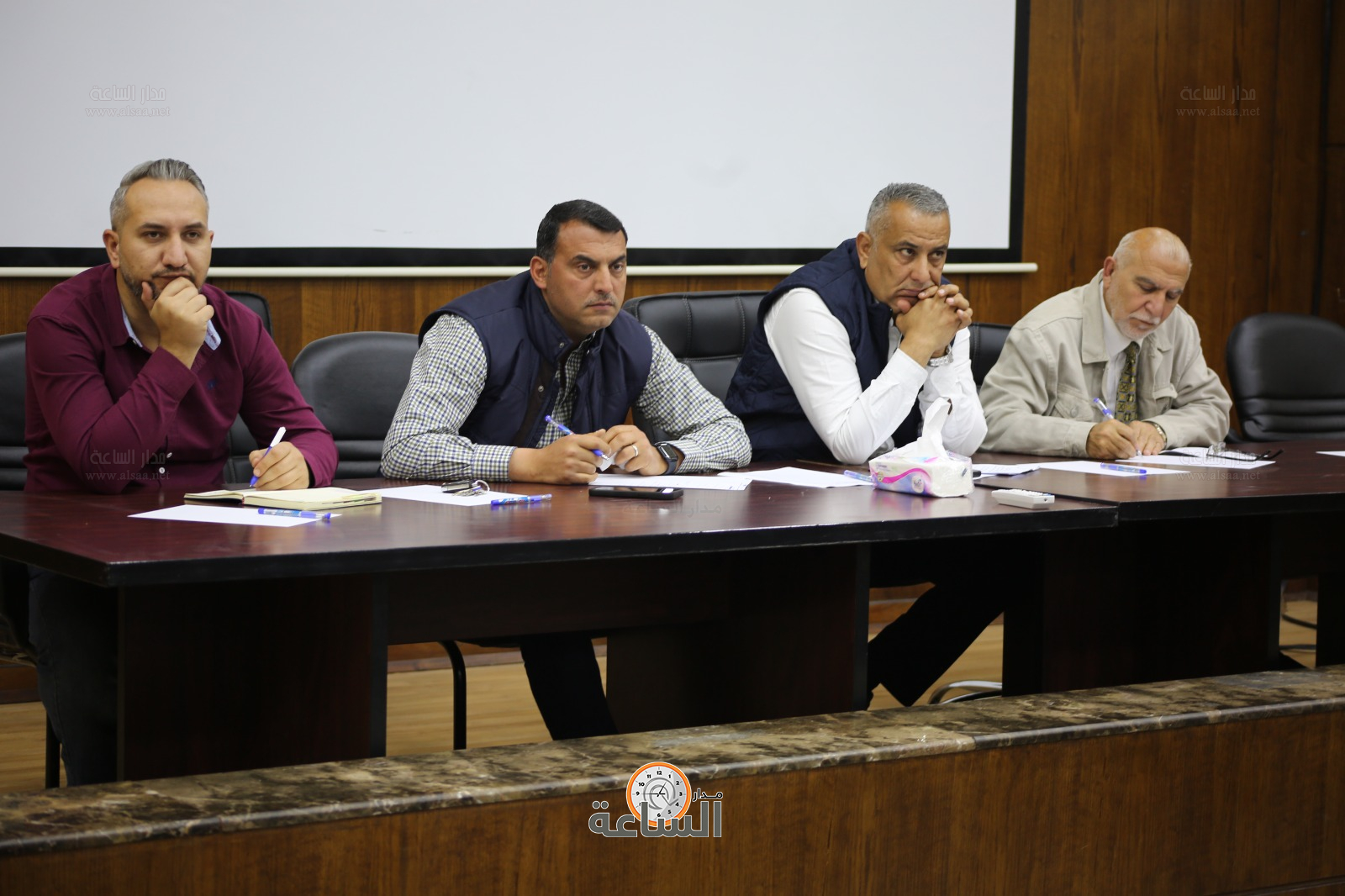 Madar Al-Saa Images 0.6198533494182037