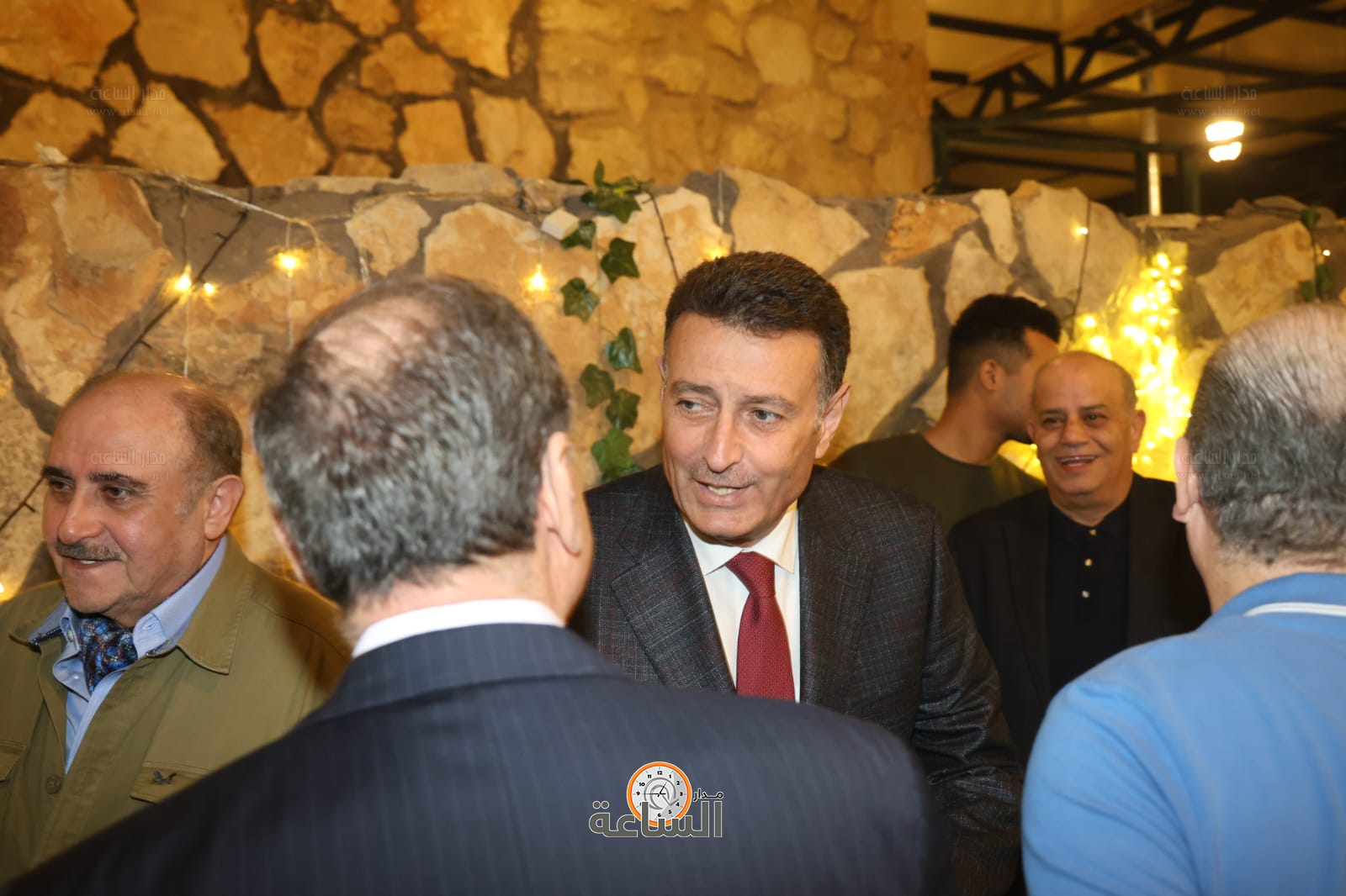 Madar Al-Saa Images 0.5396512185207298